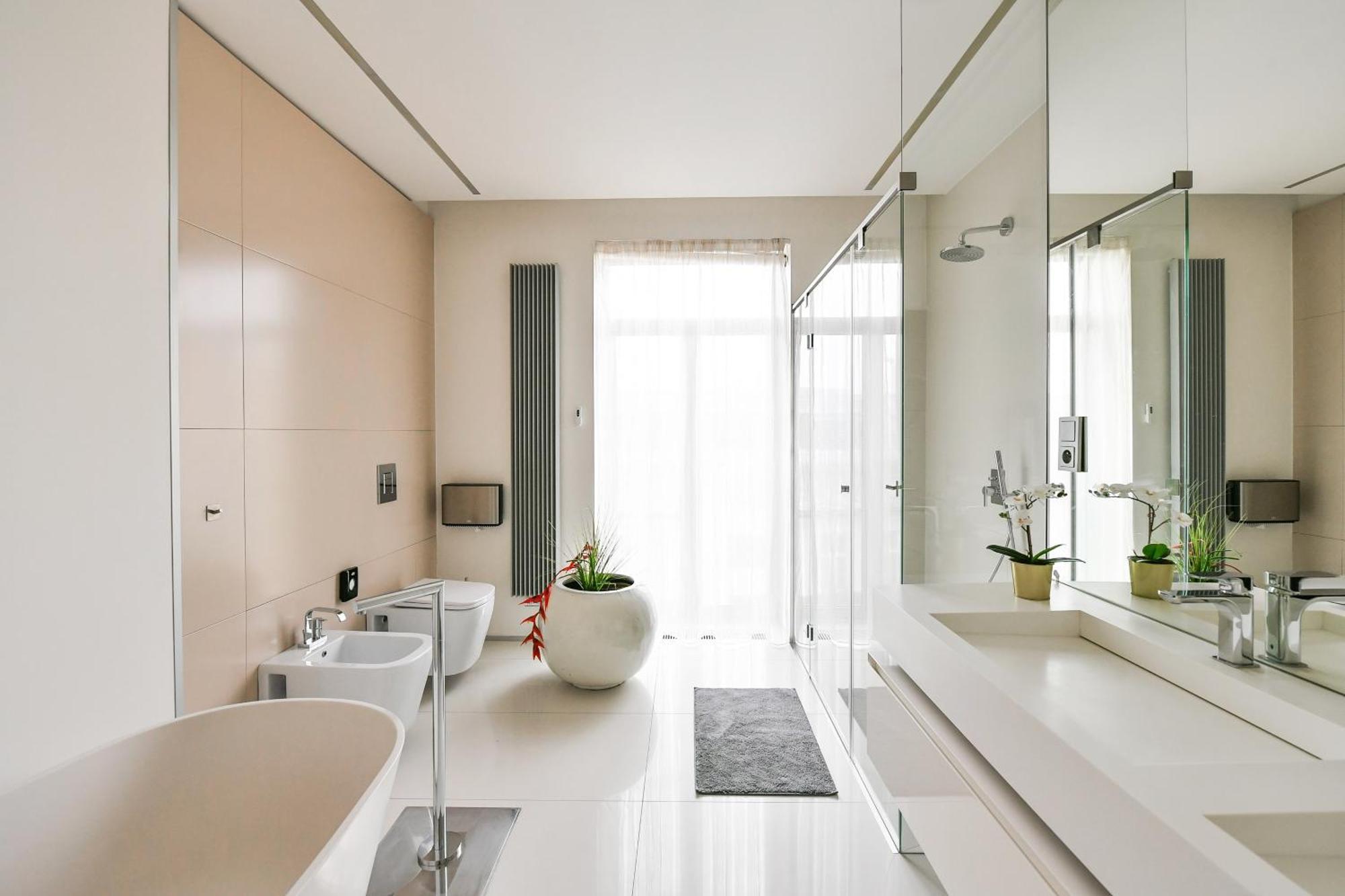 Presidential Penthouse, 303m2, Jacuzzi On Terrace, Sauna, 6bdrm, 4bthrm, Ac, Lift Apartmán